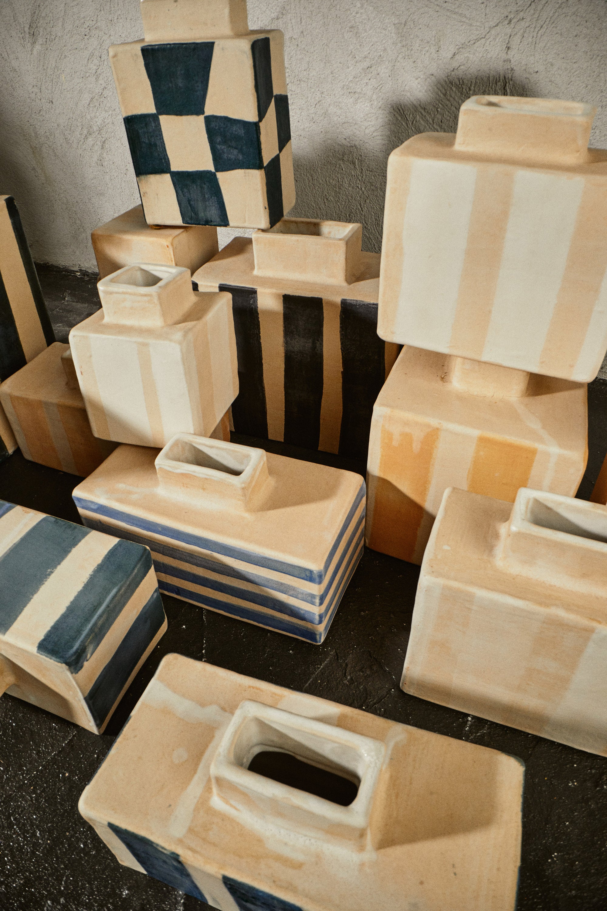 SQUARES BOX VASE
