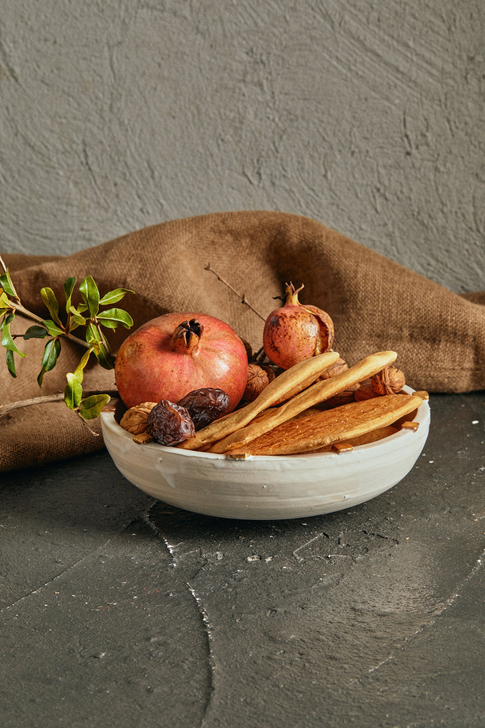 KLONDIKES RIM FRUIT BOWL