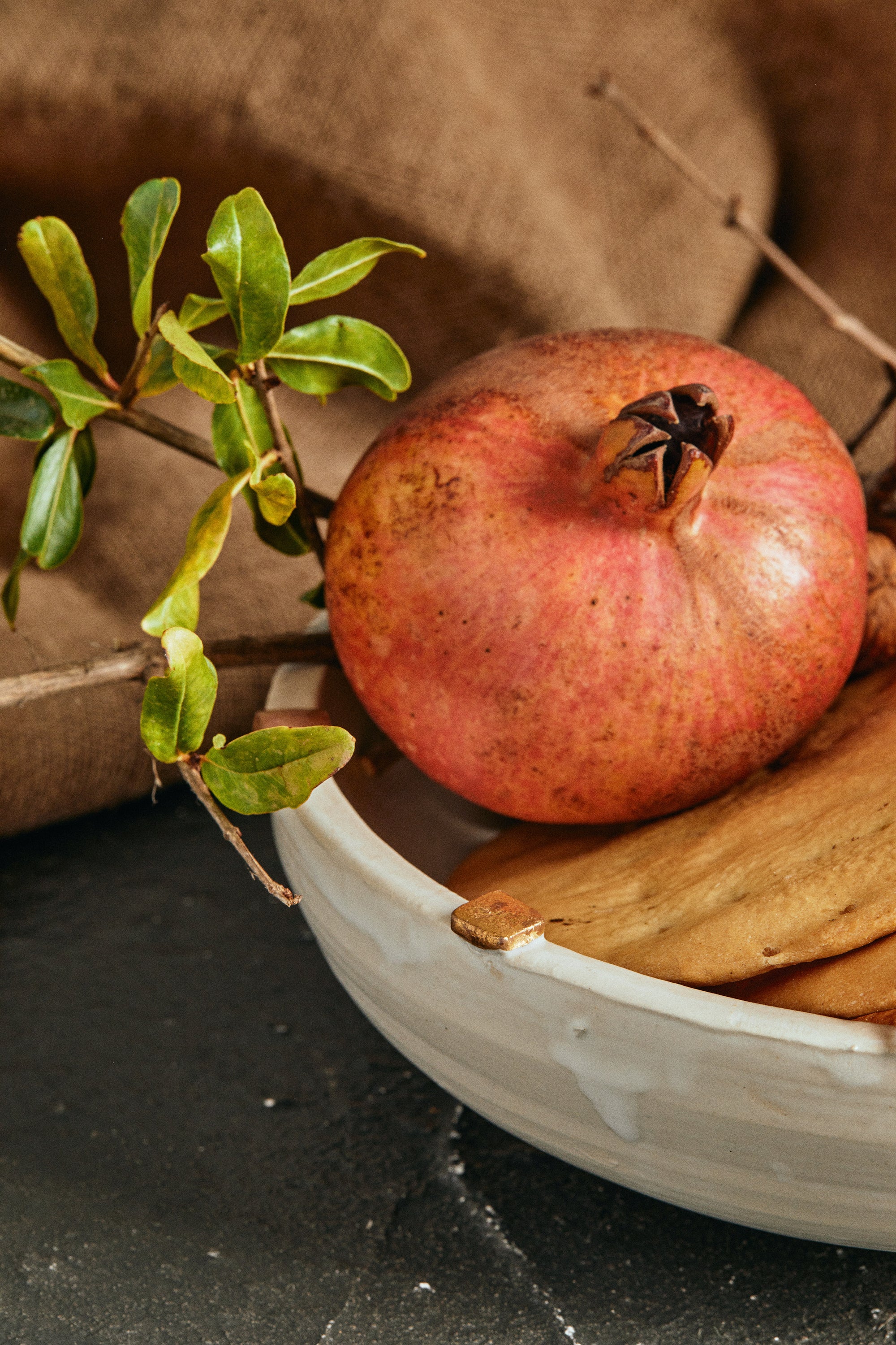 KLONDIKES RIM FRUIT BOWL