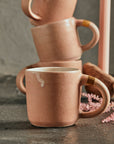 ANTIQUES MUG