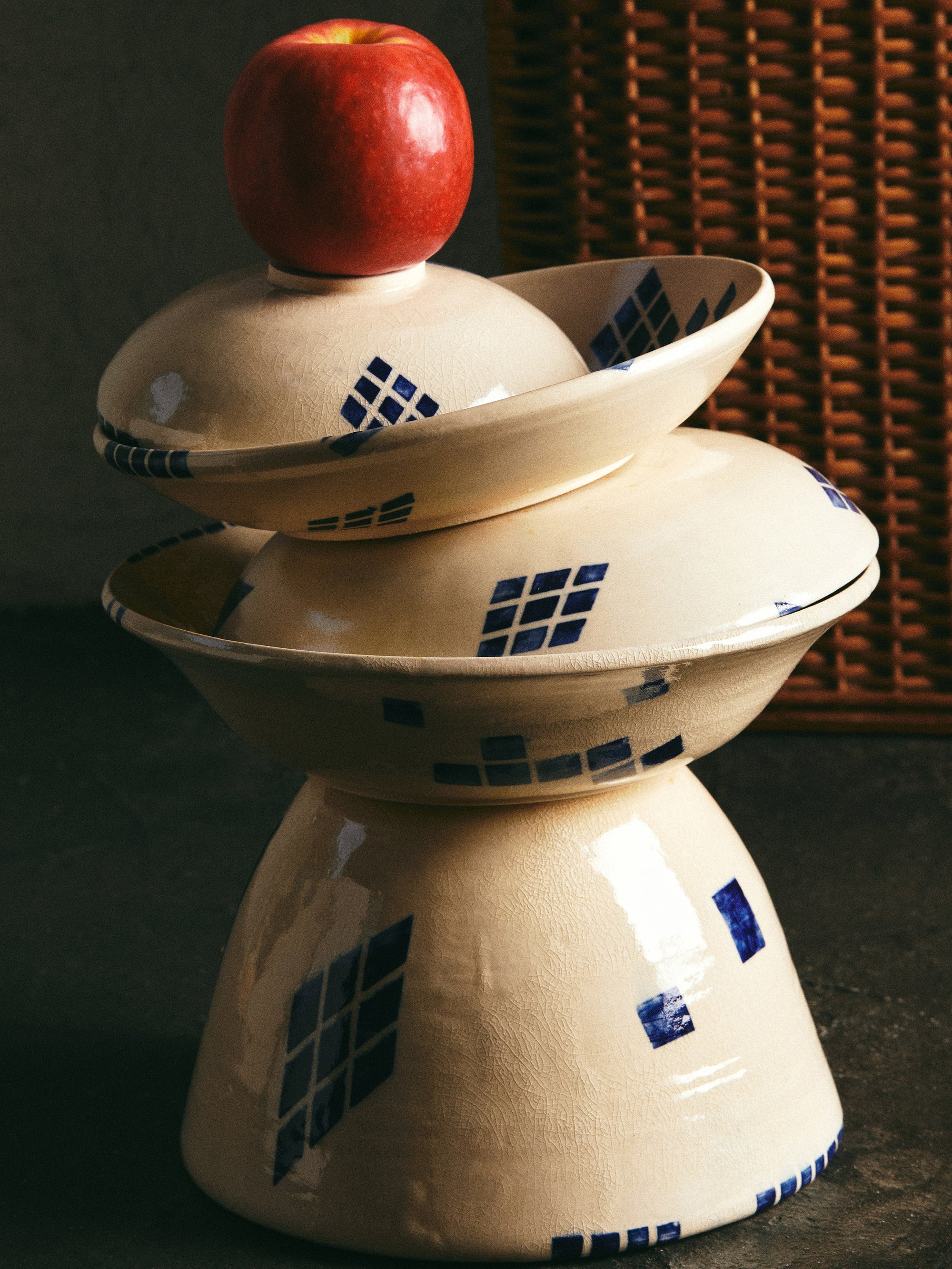 CURIOS PLATTER