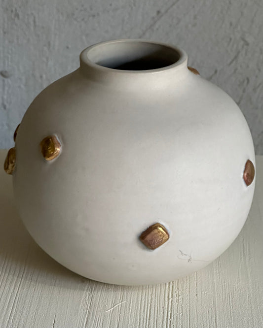 klondikes round vase