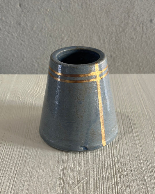 antiques mini vase