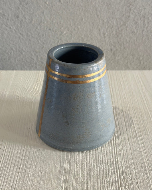 antiques mini vase